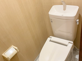 トイレリフォーム すっきりと掃除がしやすいトイレ