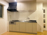 キッチンリフォーム老後に備えて、1階で生活できるよう新設したキッチン